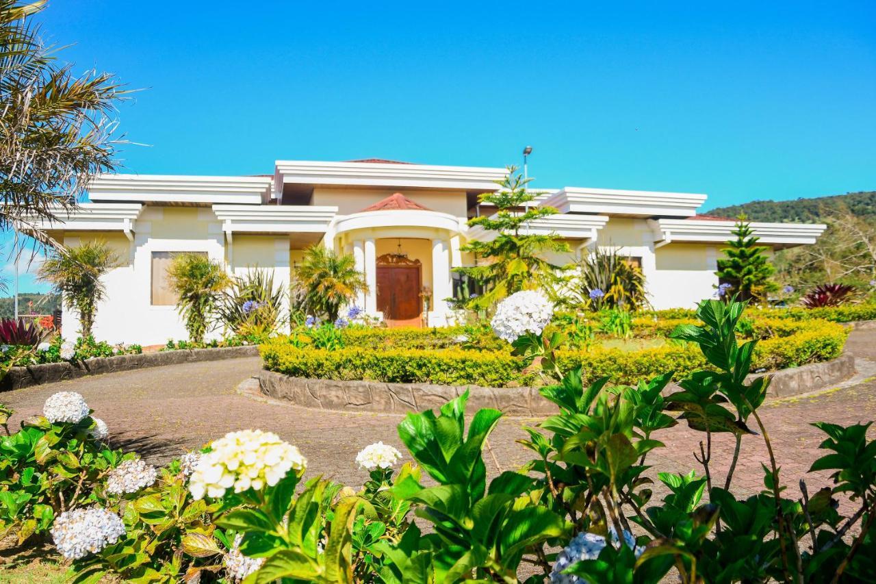 Poas Paradise Bed and Breakfast Poasito Exterior foto