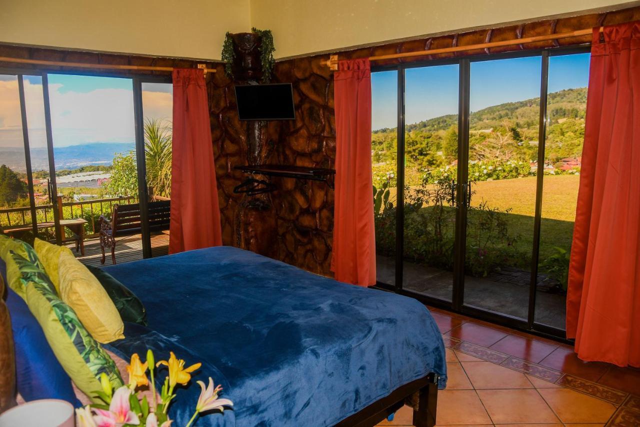 Poas Paradise Bed and Breakfast Poasito Exterior foto