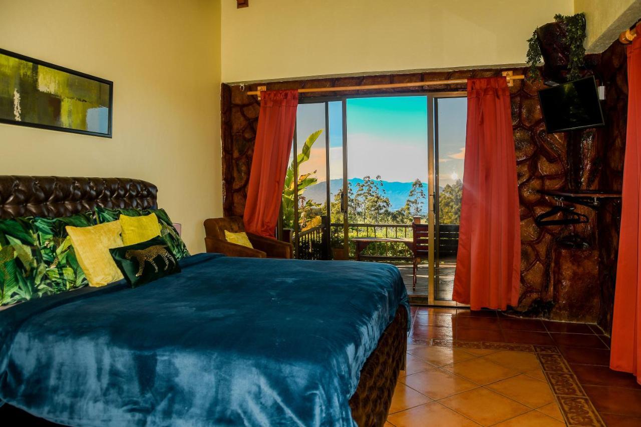 Poas Paradise Bed and Breakfast Poasito Exterior foto