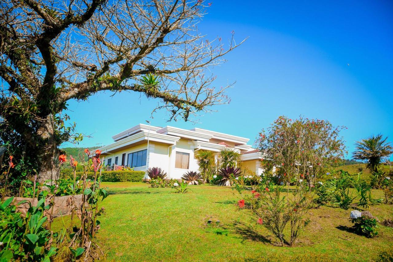 Poas Paradise Bed and Breakfast Poasito Exterior foto